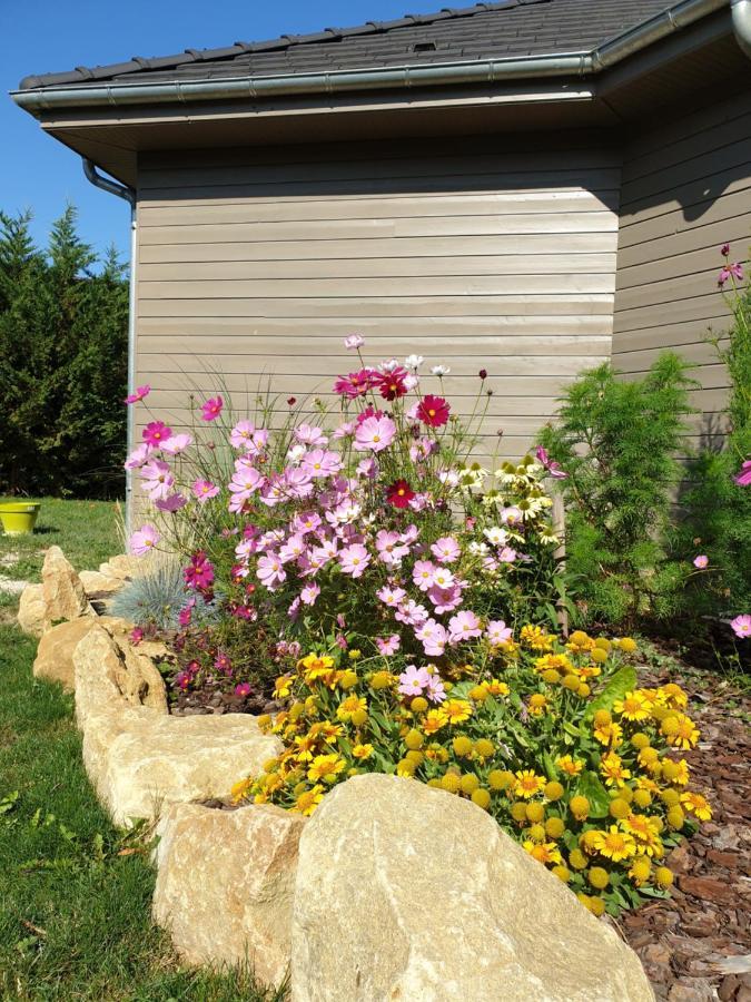 Cosy Wood House Bed and Breakfast Laubressel Εξωτερικό φωτογραφία