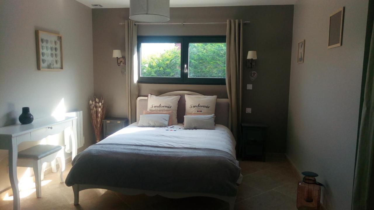 Cosy Wood House Bed and Breakfast Laubressel Εξωτερικό φωτογραφία
